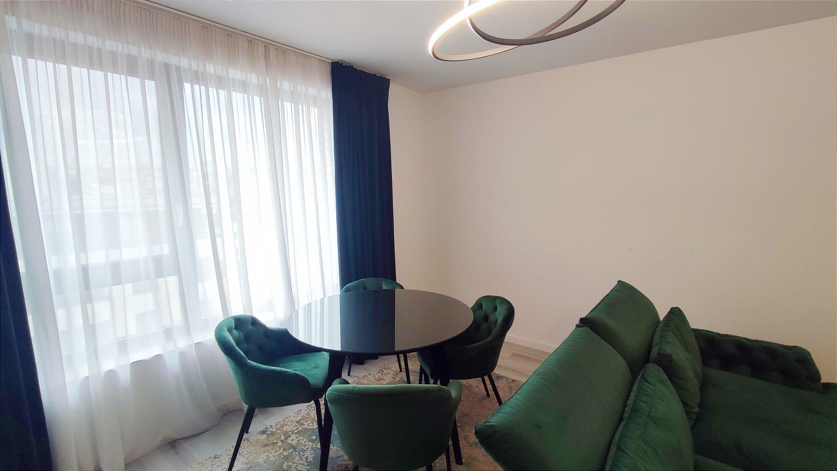 Bloc Nou 2 Camere Lux cu Parcare Subterana - Poză 3