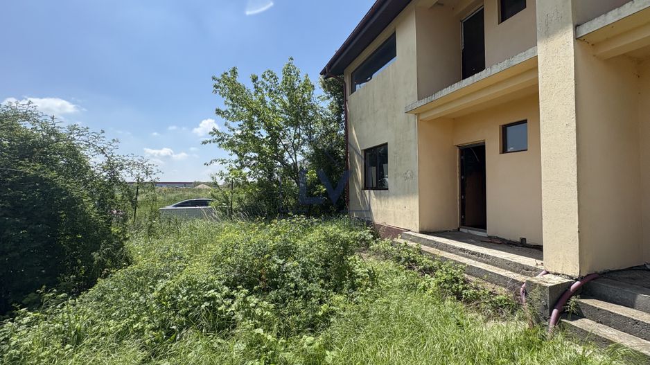 VANZARE DUPLEX 5 CAMERE | BALOTESTI | CURTE PRIVATA - Poză 1