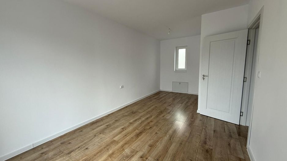 Casa/Vilă P+1 cu 4 camere de vânzare - Sânpetru - Poză 16