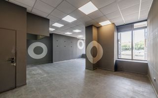 Spațiu comercial cu 2 camere de vânzare în Calea Bucuresti, Pitesti - Poză 1