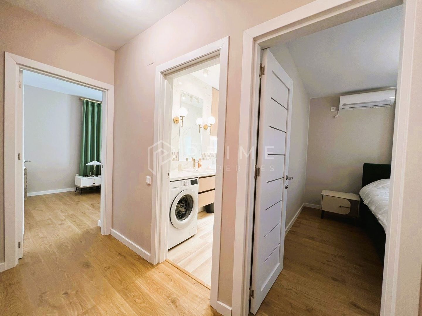 Casă Duplex de vânzare – Corunca | Design deosebit, aproape de pădure - Poză 15