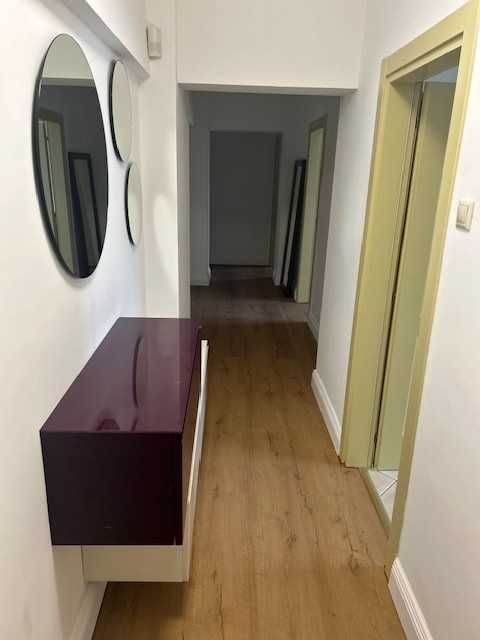 4 camere spațios Bd. Unirii, lângă Casa Poporului, complet utilat - Poză 3