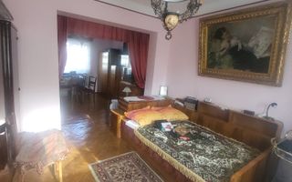 Vanzare Casa vintage 4 camere, curte proprie, centrala, garaj , Vatra Luminoasa - Poză 2
