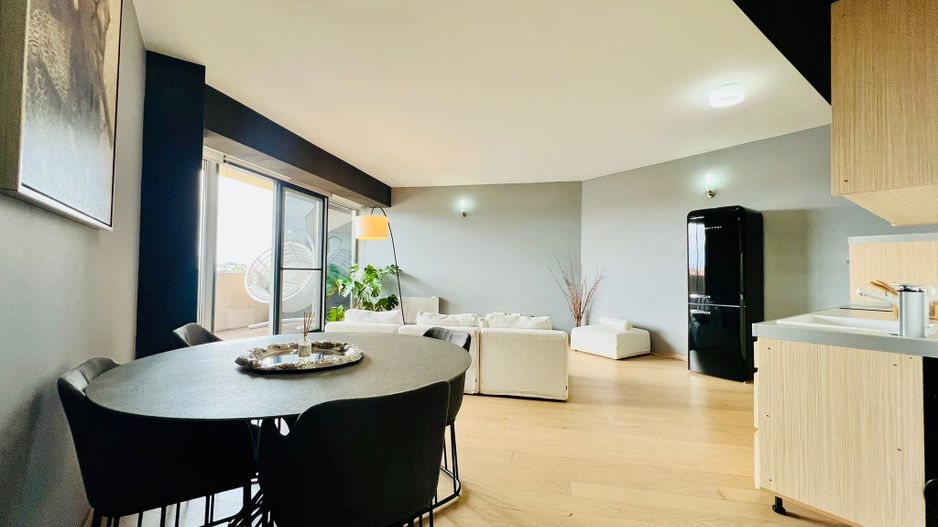 Apartament cu parcare subterana - Poză 1