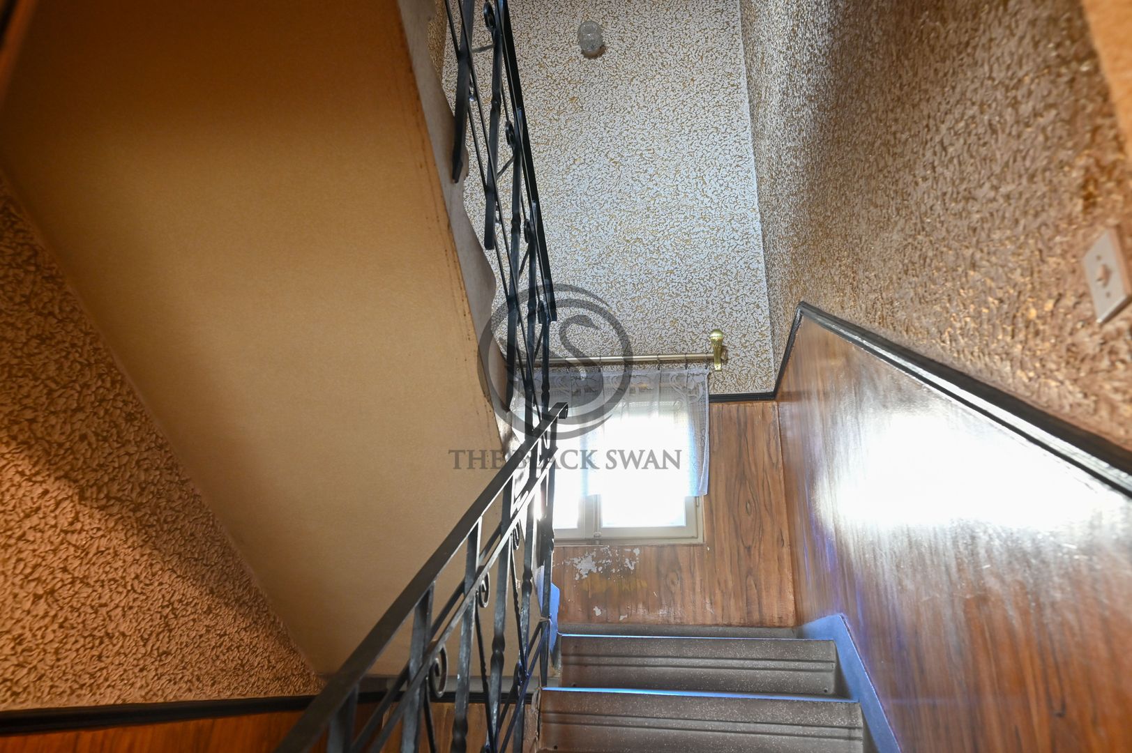 Casa cu 6 camere de vanzare | Zona Ultracentrala, Baicoi | Comision 0% - Poză 13