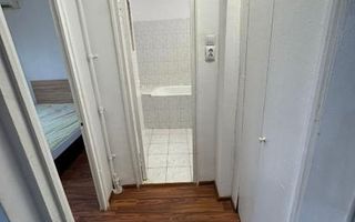 Apartament spațios cu 3 camere de vânzare – confort, lumină și poziție excelentă - Poză 3