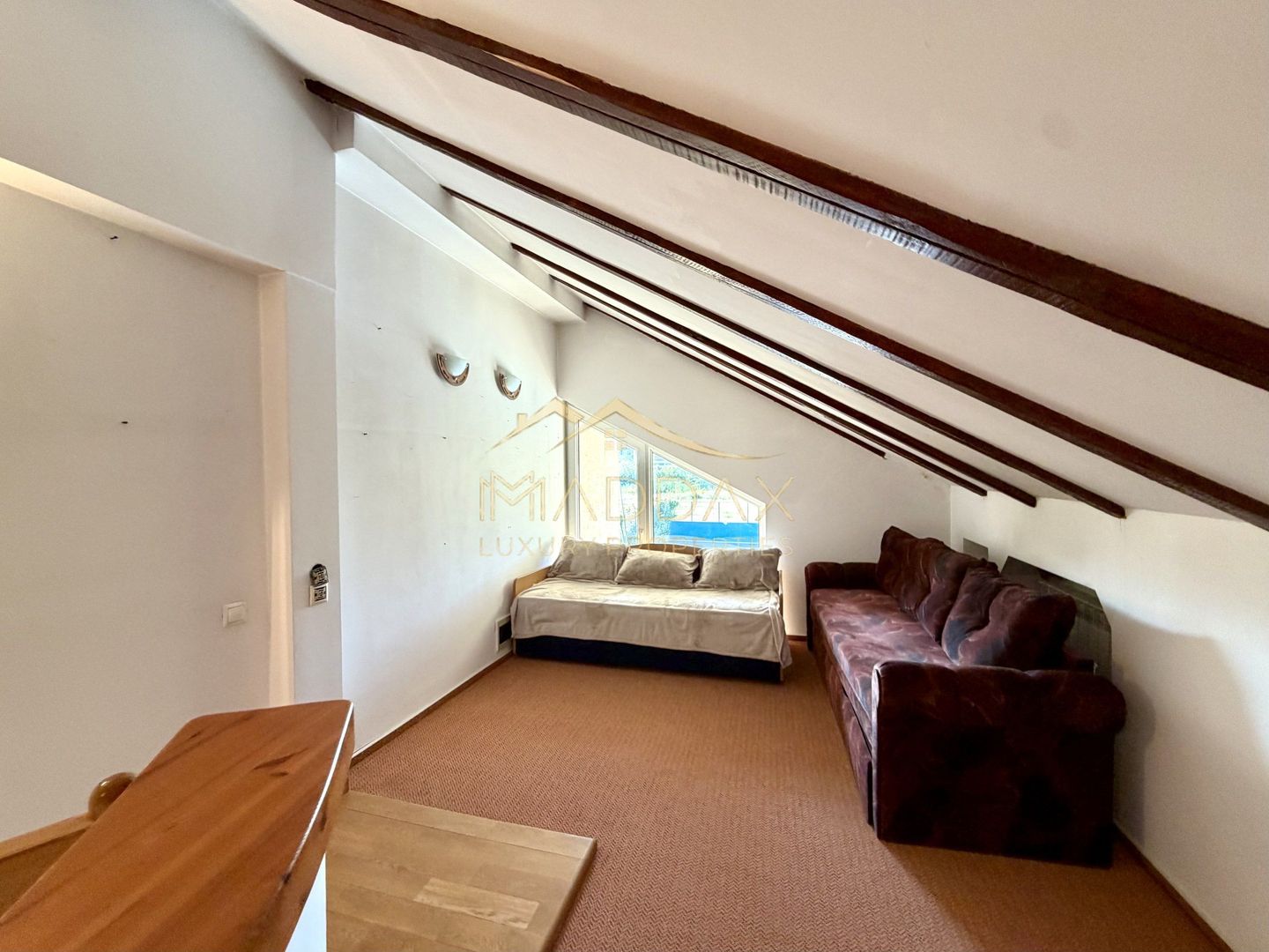 Vila cu 6 camere *485 mpc // *1.670mp teren* // 8 locuri parcare // Sisești - Poză 52