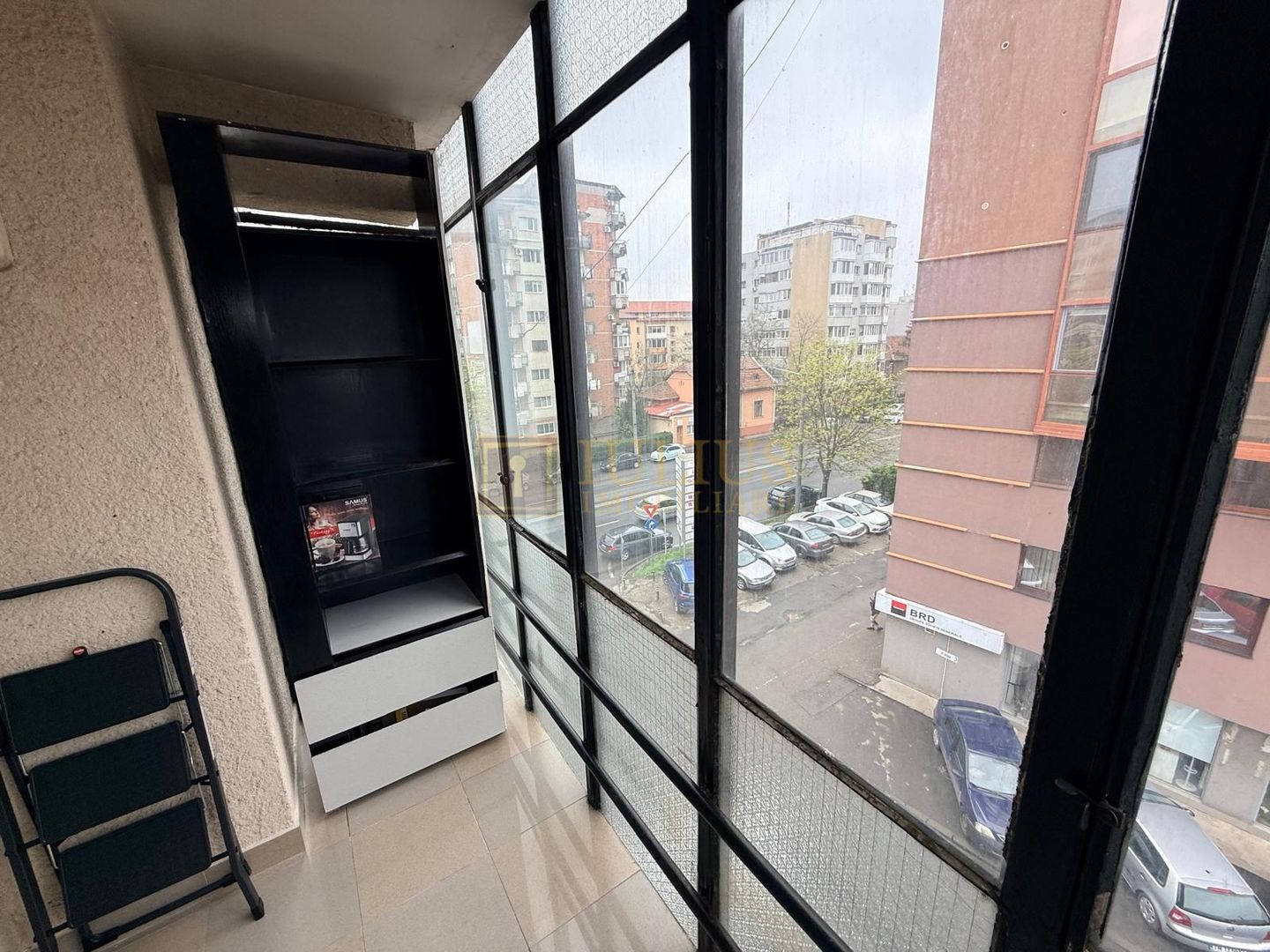 Medicina, 2 camere, 2 bai, centrala proprie, apartament spatios-105 mp - Poză 16