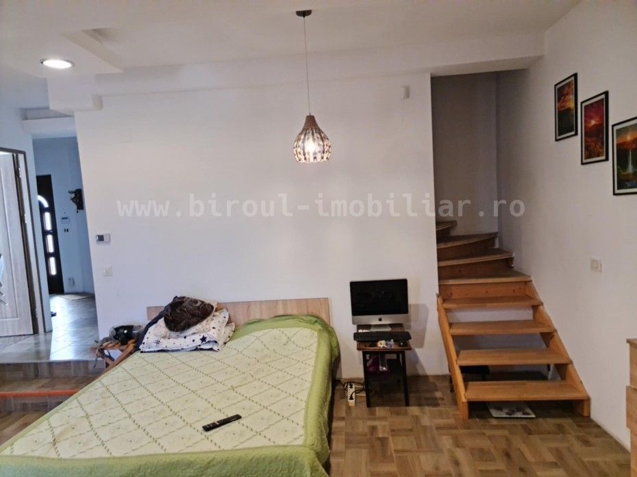 Vilă S+P+M+Pod – Cumpăna Zonă liniștită - Poză 4