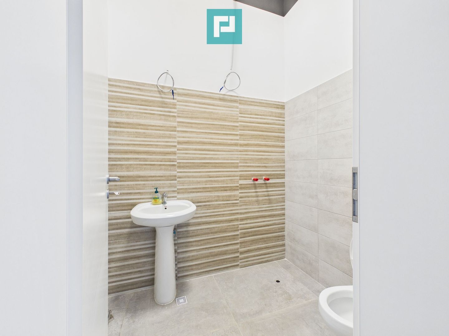 Spatiu Comercial 54,6 mp Bd. Iuliu Maniu - Poză 4