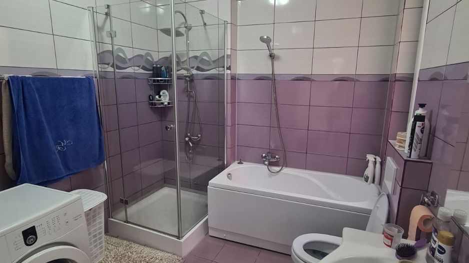 Apartament 3 camere - zona Sinaia - Poză 6