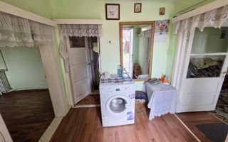 Casă veche cu 3 camere, 259 mp teren, la asfalt, zona Prefectura - Poză 2