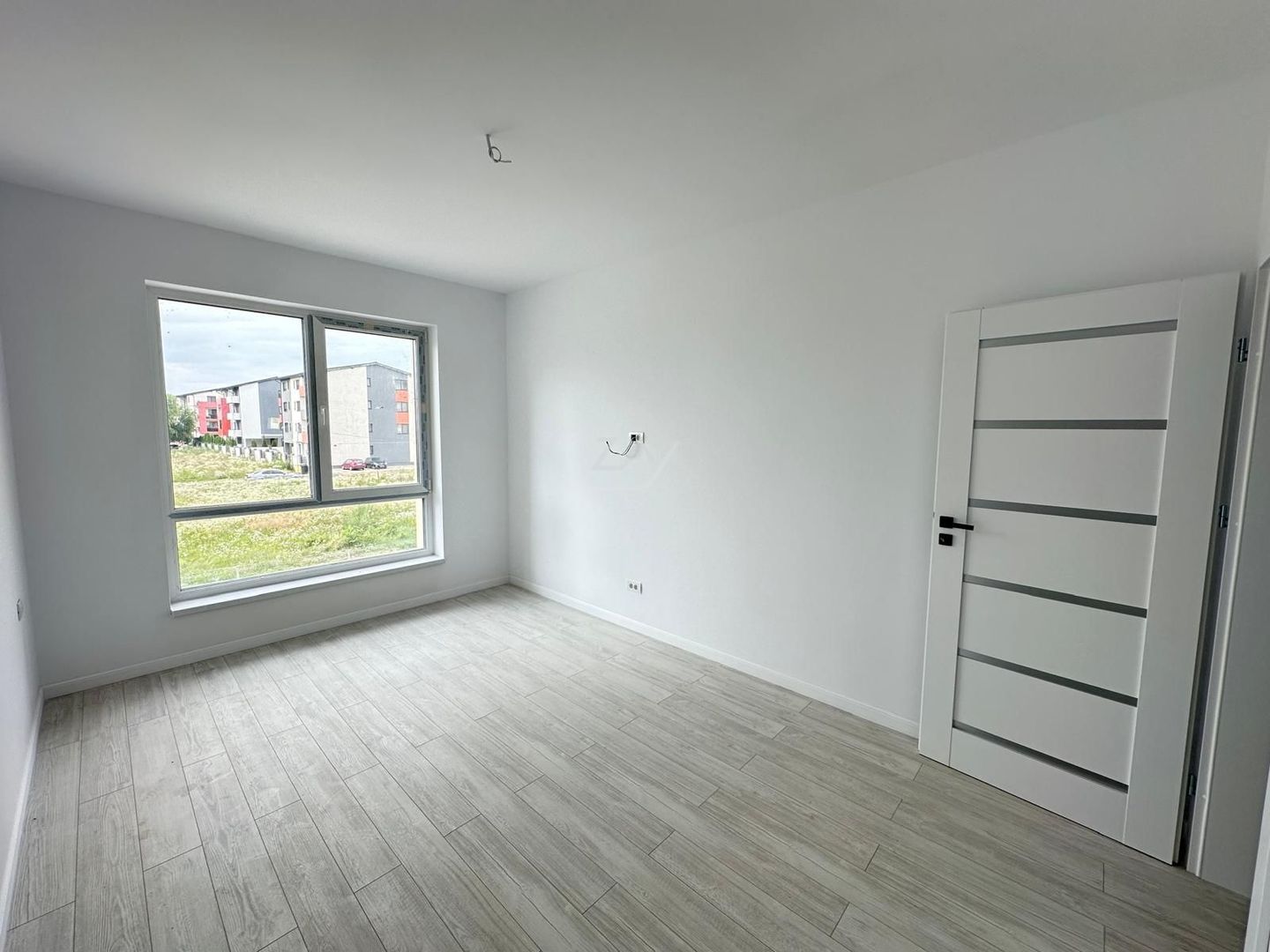 Drumul Boilor - Lidl. Etaj 1. 2 bai. 2 locuri parcare. - Poză 6