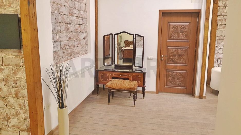 Zero comision, 55mp birou sau resedinta in vila eclectica, Polona, 1'M - Poză 9