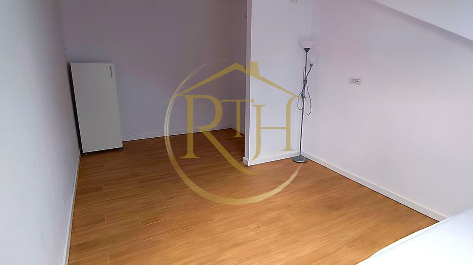 Apartament de închiriat (SAD) – ideal pentru locuință sau activități comerciale - Poză 9