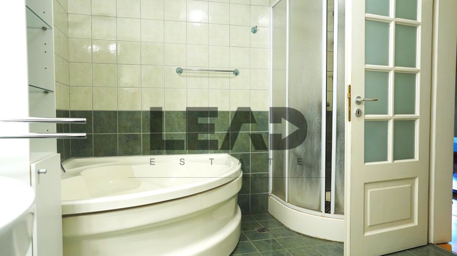 Oportunitate investitie, Centrul Civic Brasov! Comision 0% - Poză 12