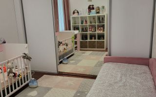 Vanzare apartament 3 camere, mobilat, utilat, bloc 2011, Titan-Diham - Poză 3