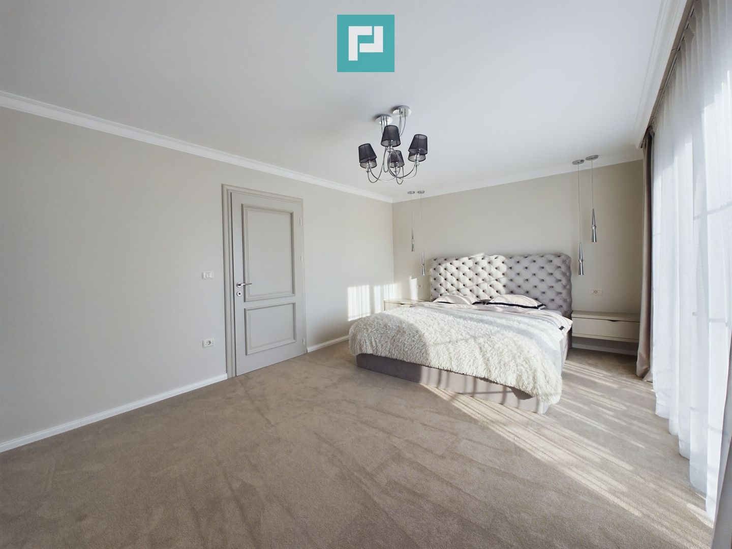 Vilă Premium de Închiriat – confort și eleganță - Poză 12