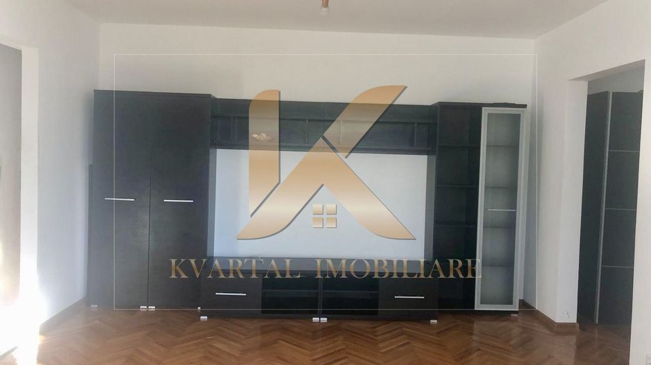 Apartament renovat 2 camere , 65 mp Zona Podgoria! - Poză 4