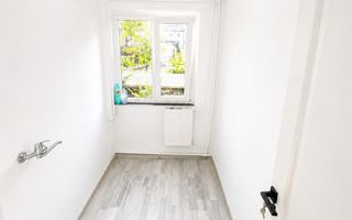 Apartament 3 camere | Zona Hermes | Geam la baie| Decomandat | - Poză 5