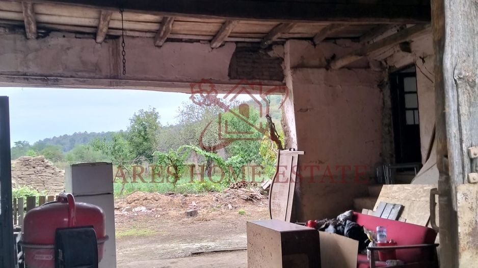 Casa spatioasa | 1500 mp teren - Ticvaniu Mare CS - Poză 7