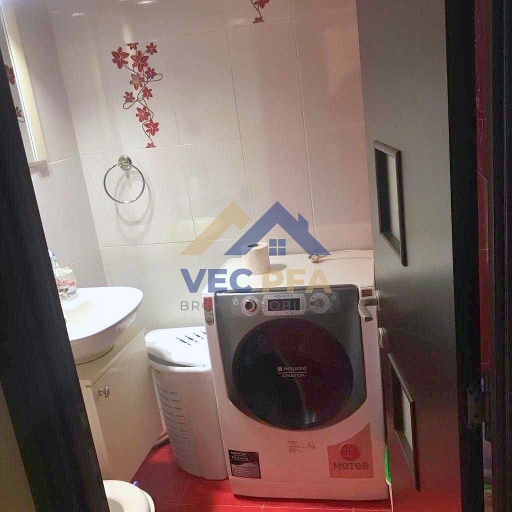 Apartament de 3 camere , Parcare inclusa - Poză 7