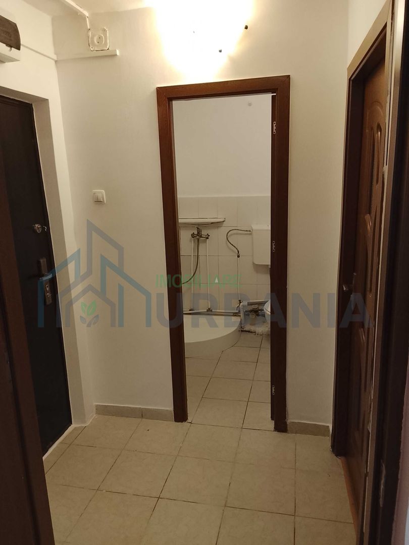 PF vand 2 camere cămin (unite) cu hol și baie 32 mp, parter - Poză 5