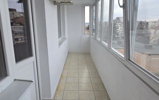 Apartament spațios cu 3 camere – 70 mp | Zona Poli 2