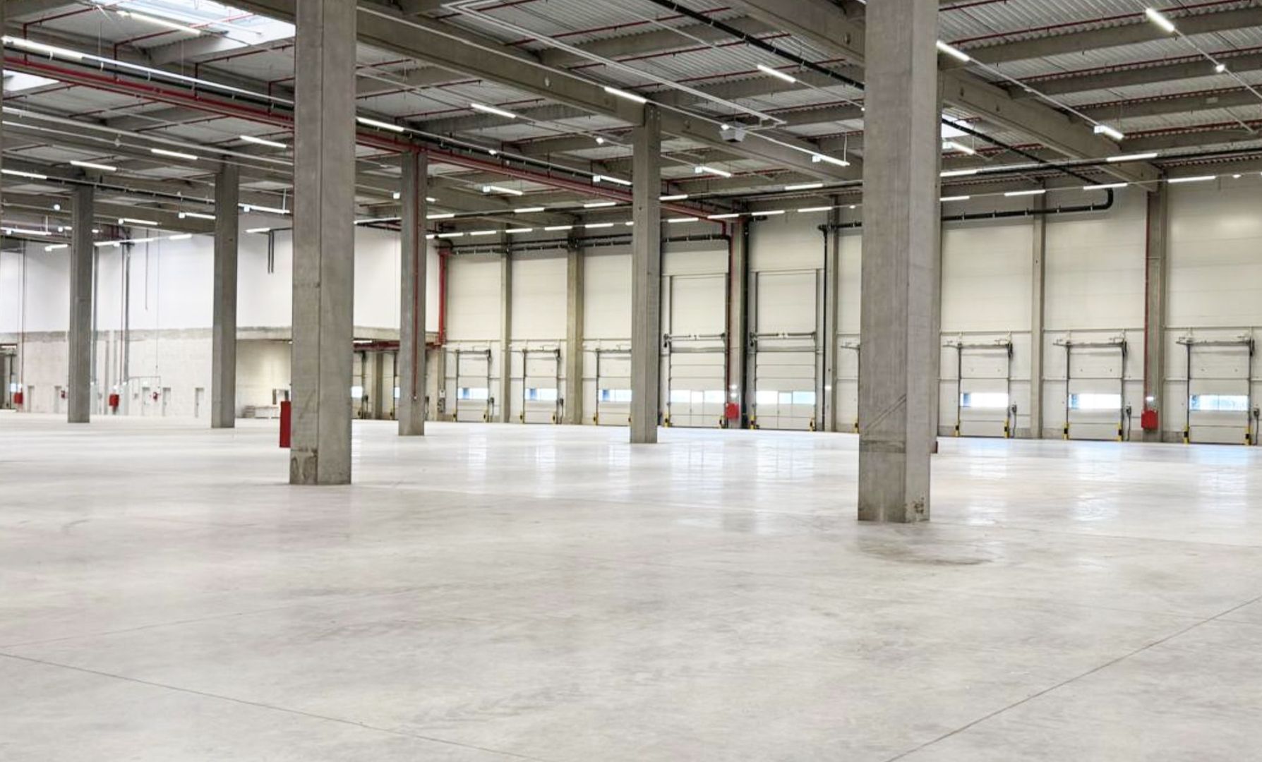 Hală industrială de închiriat, 2.900 mp, Arad - Poză 2