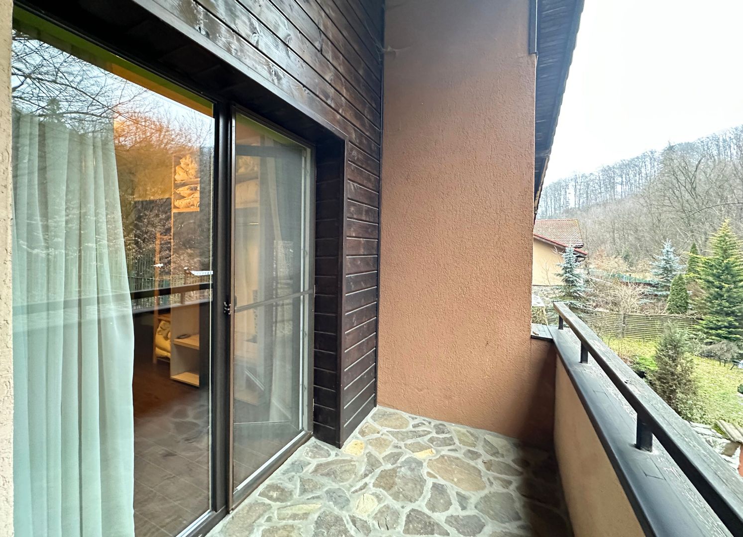 Închiriere casa duplex primitor creat pentru confort liniște și momente frumoase - Poză 23