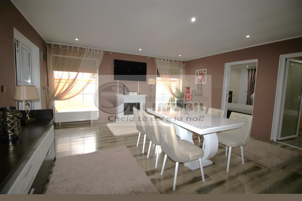 MIROSLAVA CASA EXCLUSIVISTA LA CHEIE LUX STIL MEDITERANEAN MOBILATA - Poză 4