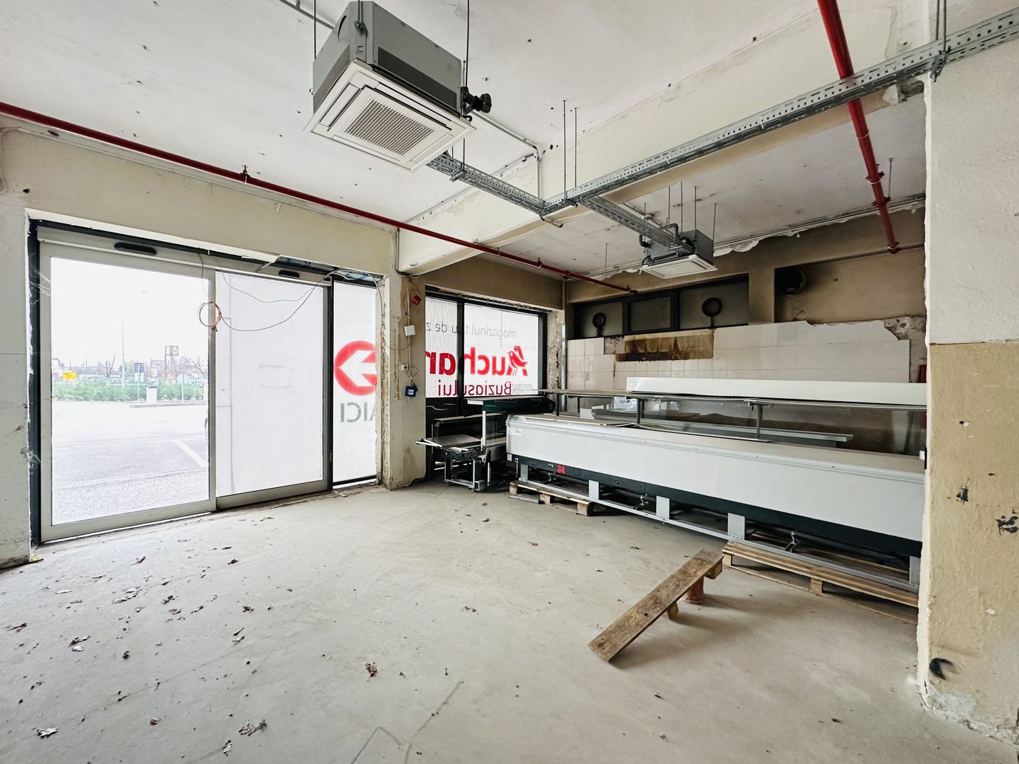 Oferta Inchiriata -  Auchan Buziasului | Spatiu Comercial 108 mp - Poză 12