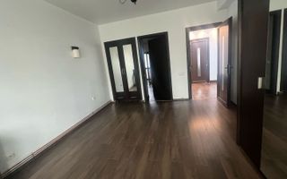 DE VÂNZARE APARTAMENT 3 CAMERE | 18 MIN METROU UNIVERSITATE | ZONA CENTRALĂ - Poză 3