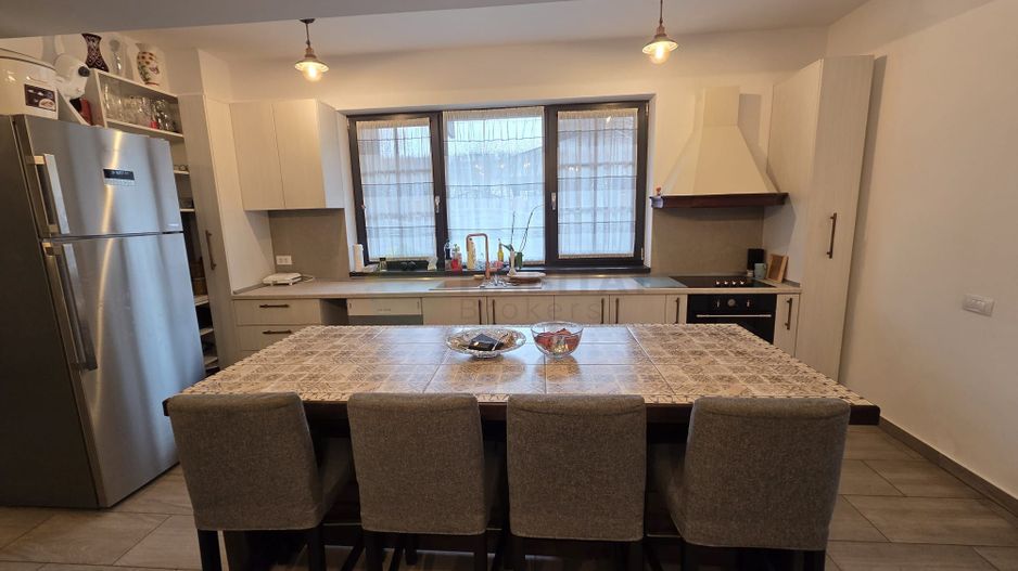 Casă unicat, stil american, 4 camere, garaj, teren 450 mp – Tunari - Poză 15