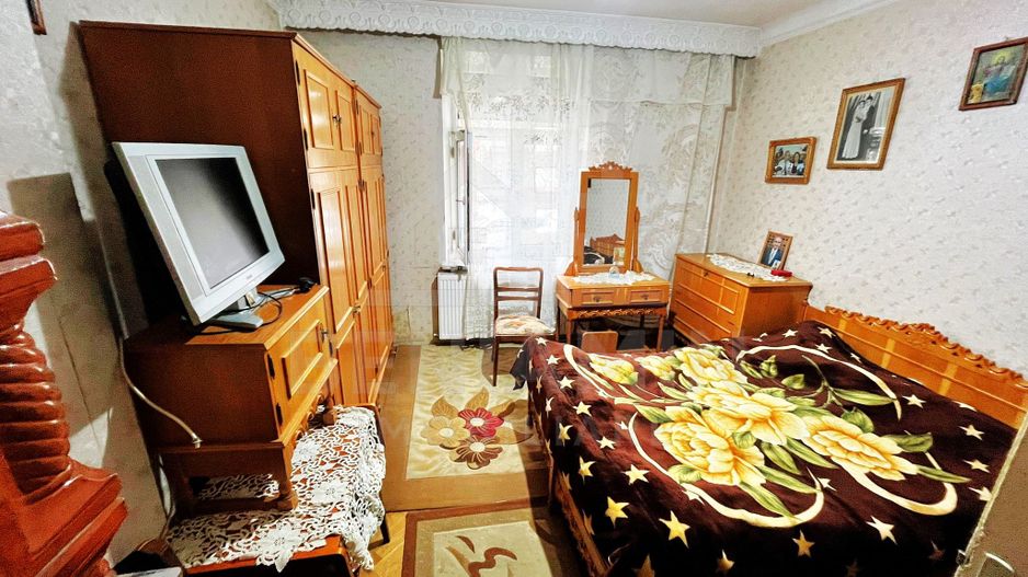 2 Decomandate-Parter+Demisol+Boxa-Ultracentral-Ramada-57mp-Liber - Poză 1