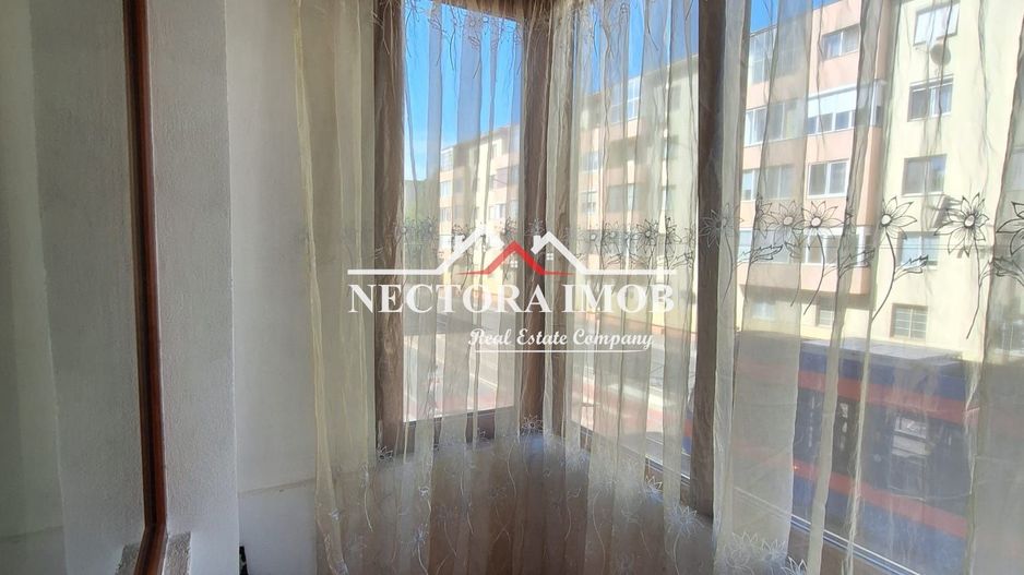 NECTORA IMOB-Apartament 2 camere, Blvd. Decebal, Etaj 1,Mobilat/Utilat - Poză 10