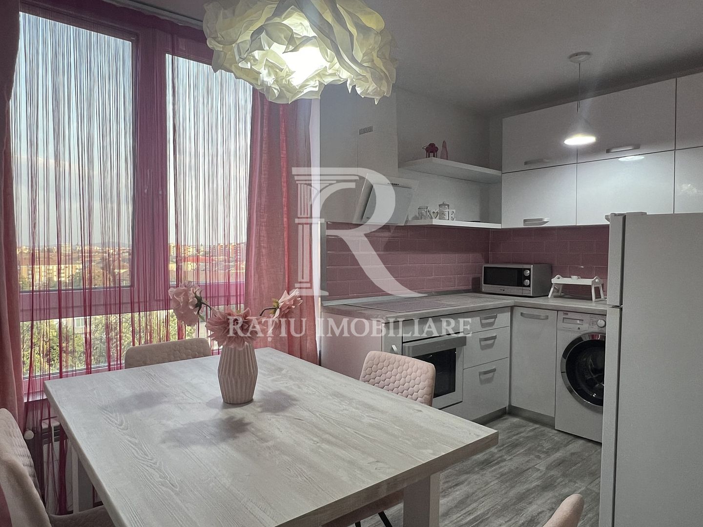 Apartament tip Studio | Vedere Panoramica | Ascensor | Rogerius | Oradea - Poză 4