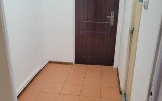 Garsoniera | Doctor Hacman | Etaj 3 - Poză 1