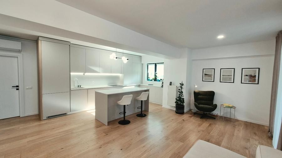Apartamnent 3 camere Upground Residence, 106 mp, renovat premium, metrou. - Poză 5