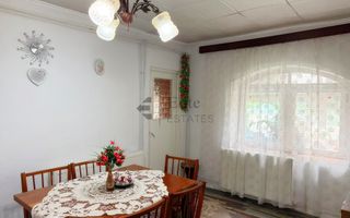 Casă de vanzare cu teren generos de 6.732 mp la E671 Leș, Bihor - Poză 5