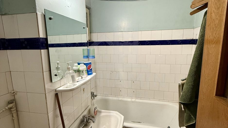 3 decomandate - parter - 65mp - centrala - gol - Scriitorilor - Poză 7