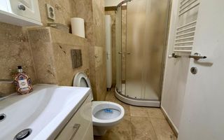 De închiriat garsonieră spatioasă - Poză 3