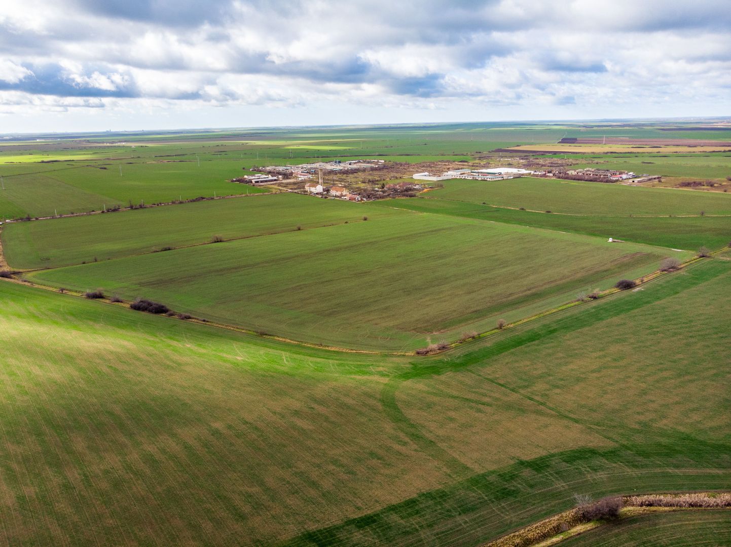 Teren de 49000 mp în Arad - Poză 2