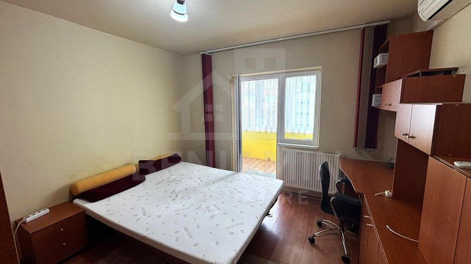 2 Decomandate-51mp-Etaj 3-Balcon-Pivnita-Mobilat-Utilat-Parcare-Triaj - Poză 2