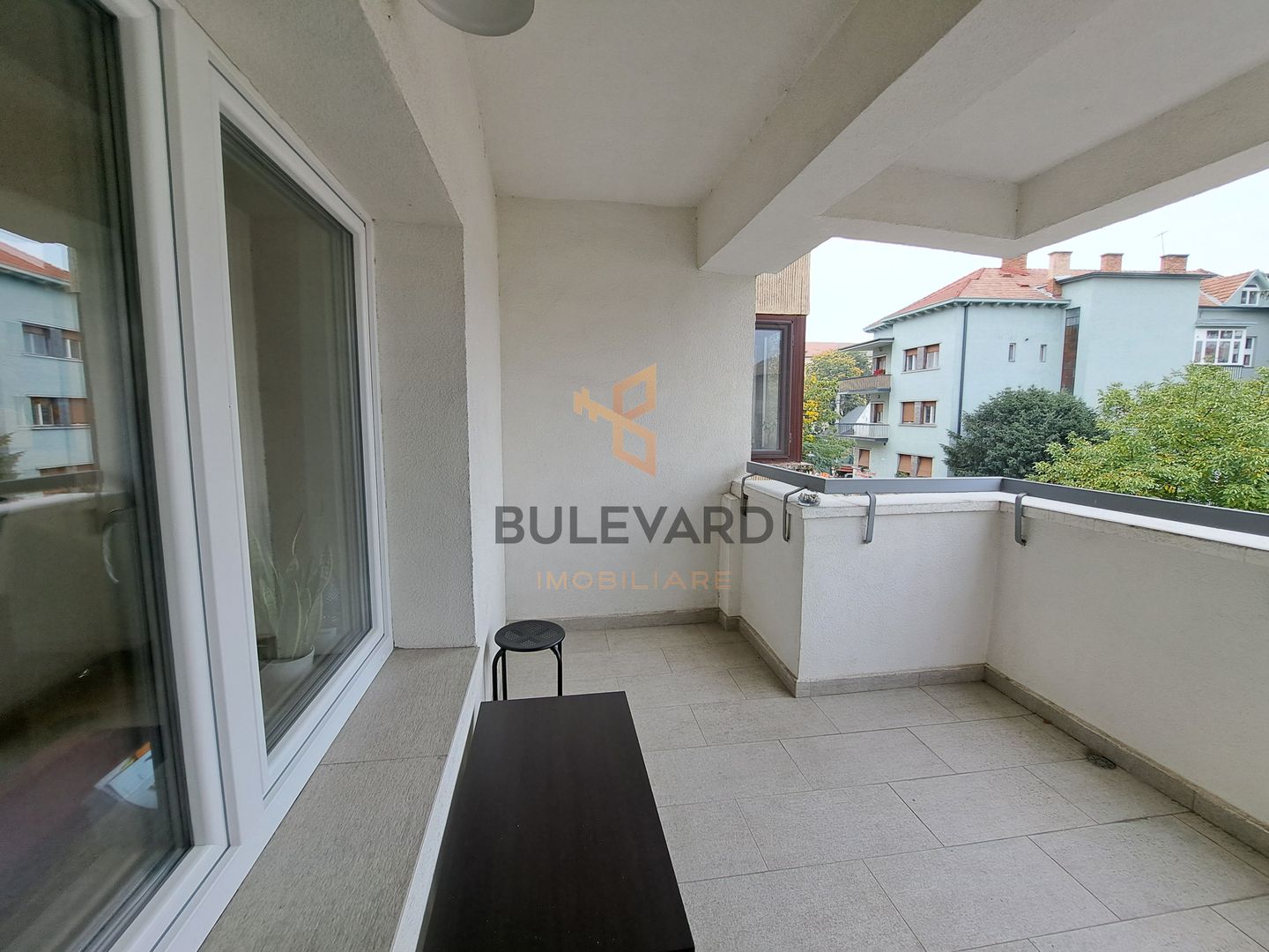 Spatiu birou in zona Teatrului national / Tribunal! - Poză 11