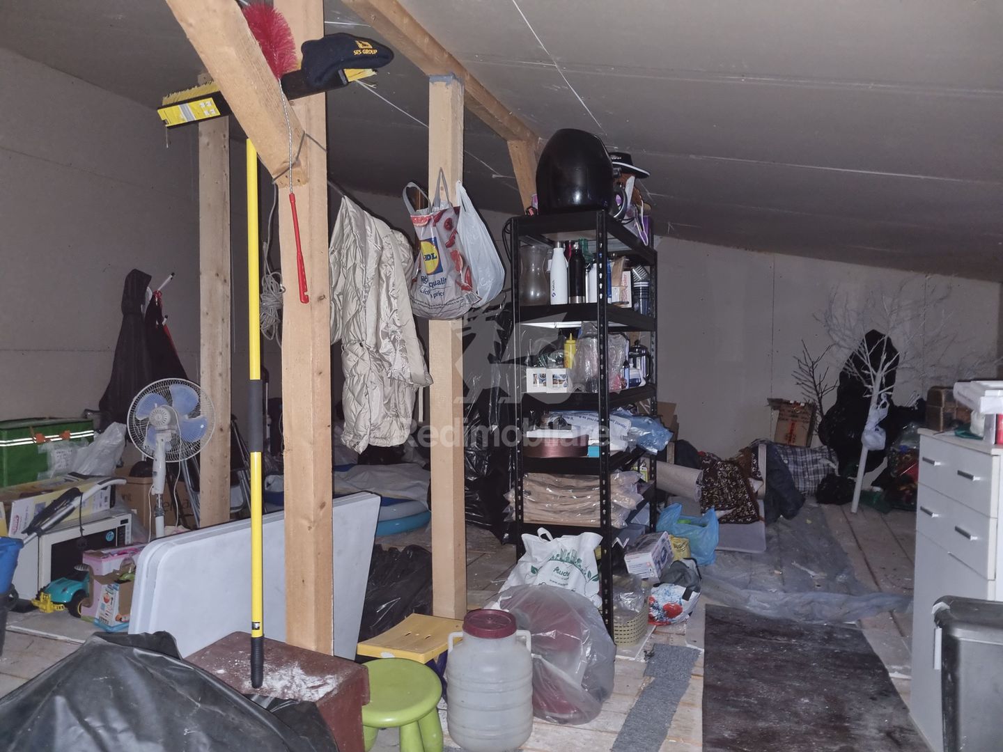 Casă funcțională, curte proprie, finisaje moderne - Poză 8