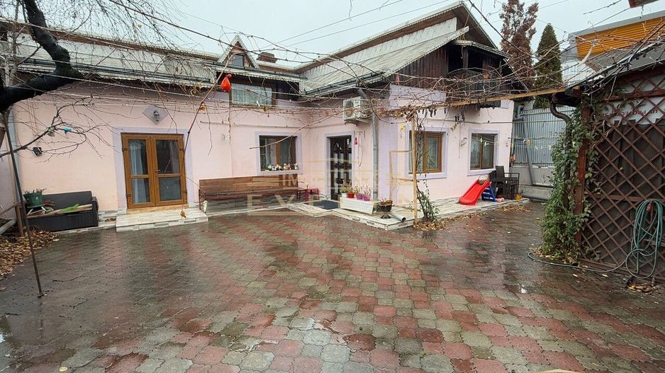 Casa de vanzare + teren, zona Rompetrol, pret 145000 euro - Poză 10