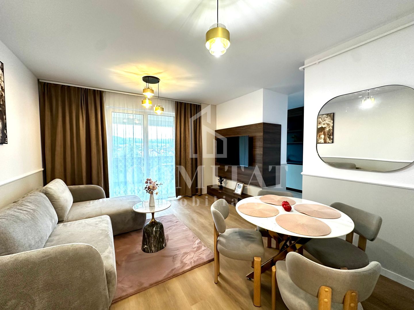 Apartament ultrafinisat | Etaj intermediar | Zona Str Tineretului - Poză 1