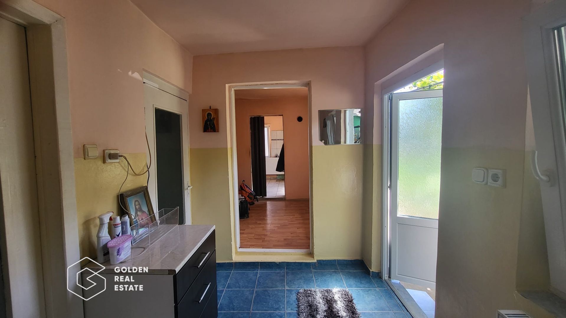 Casa in inima Urseniului - Poză 7