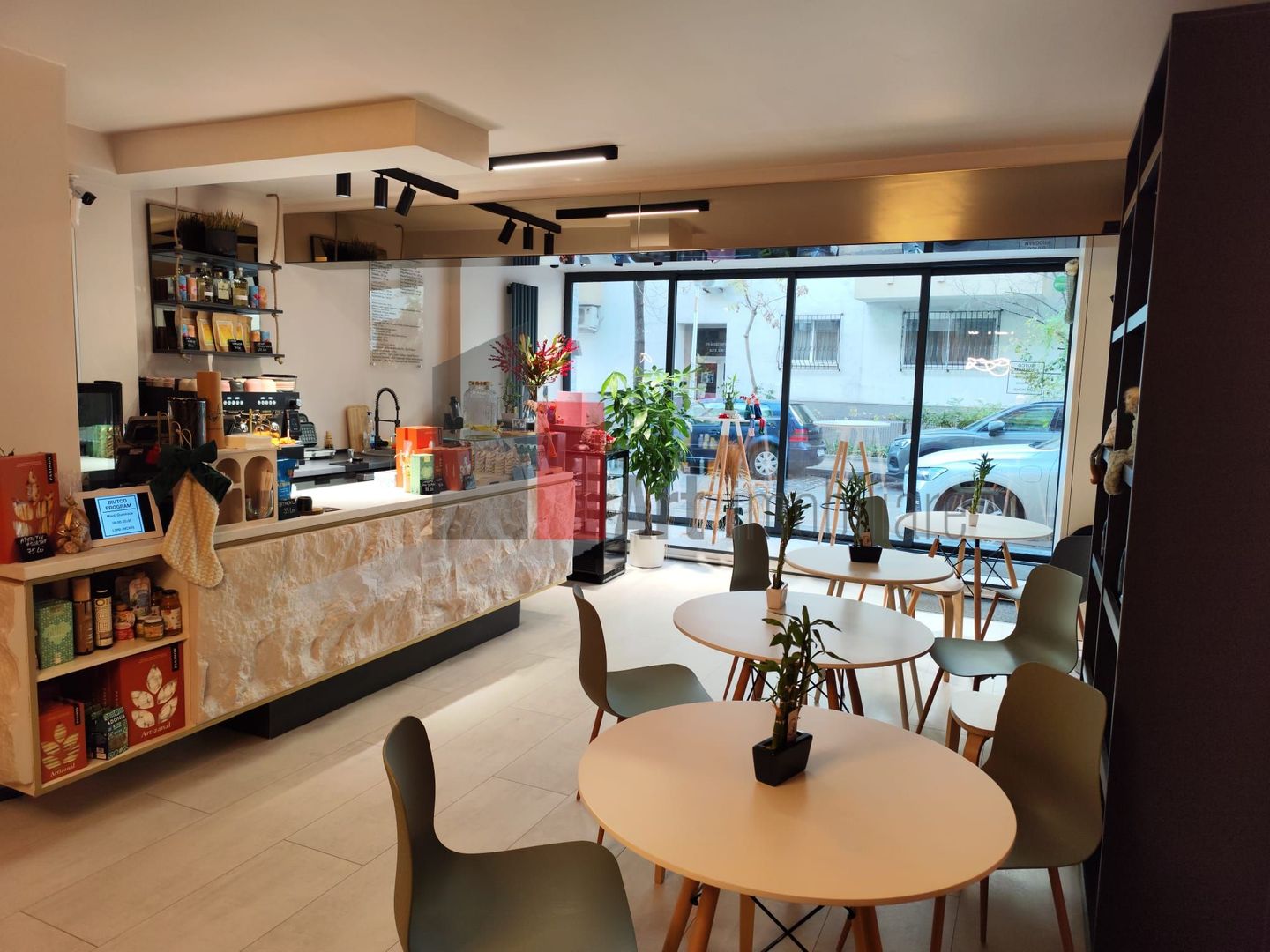 Spatiu comercial de inchiriat in zona Dorobanti - Poză 1